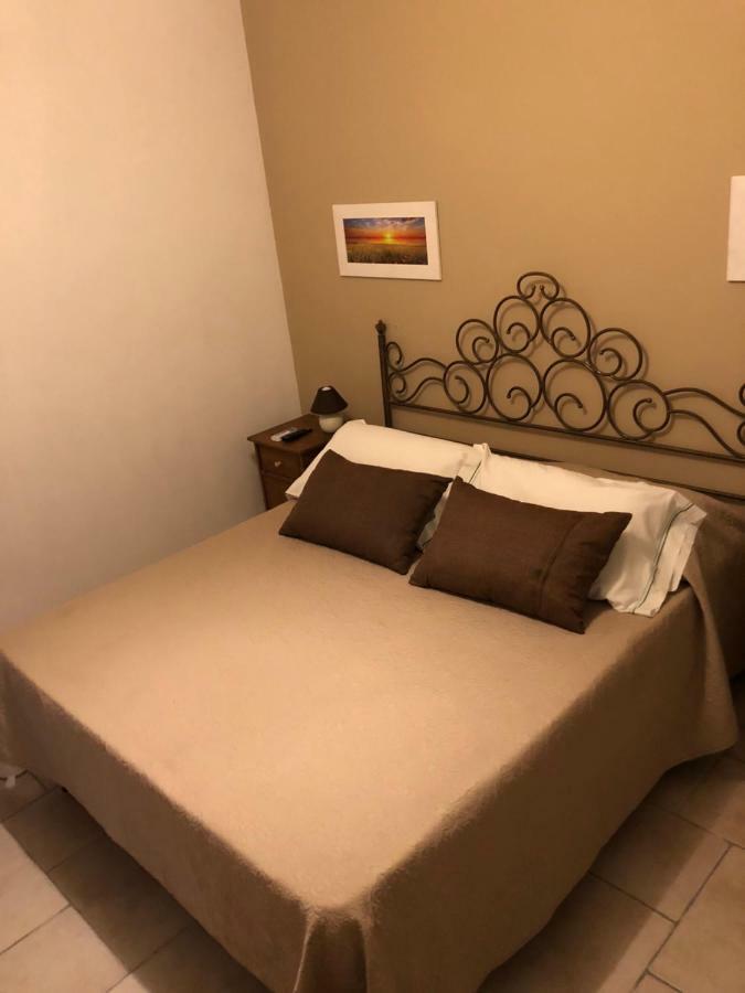Agriturismo "Lo Zafferano" Aprilia Exteriör bild
